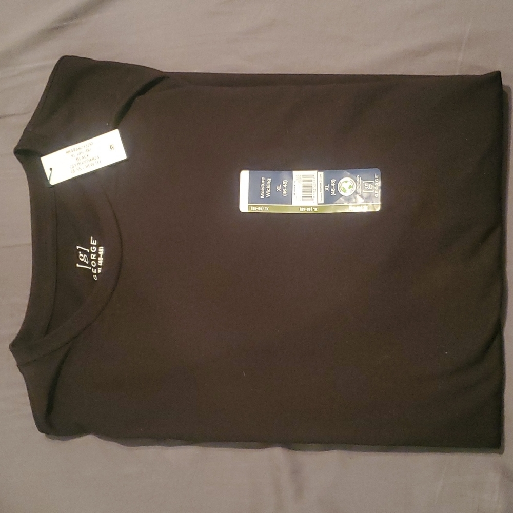NWT black t shirt